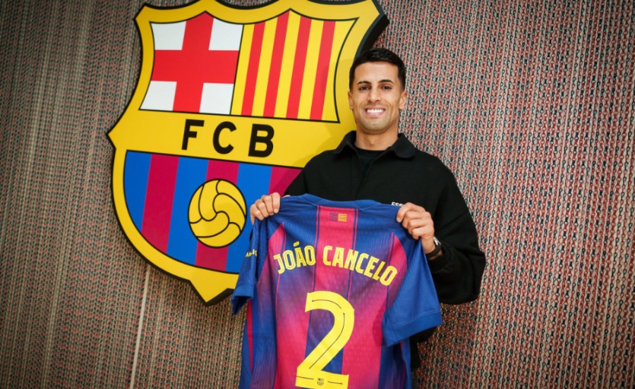 Канселу: «На этот раз я хочу выигрывать титулы с «Барселоной»